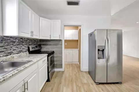 5890 E 2nd Ave, Hialeah, FL 33013 photo 21