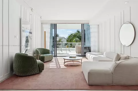 2201 Collins Ave #336, Miami Beach, FL 33139