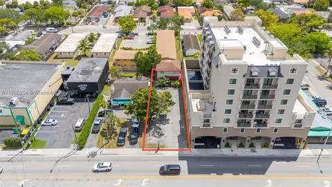 899 SW 67th Ave, West Miami, FL 33144