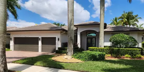 1859 Harbor Pointe Cir, Weston, FL 33327