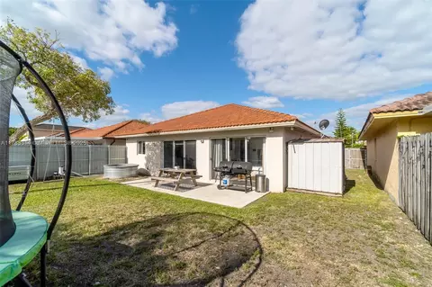Exterior - 21523 SW 89th Path, Cutler Bay, FL 33189 photo 3 of 4