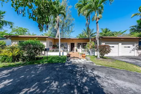 7132 SW 65th Ave, South Miami, FL 33143