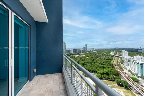 60 SW 13th St #2609, Miami, FL 33130