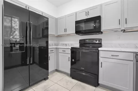 1417 NW 208th Ter #1417, Miami Gardens, FL 33169