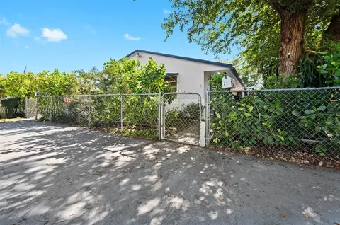5120 SW 26th Ave, Fort Lauderdale, FL 33312