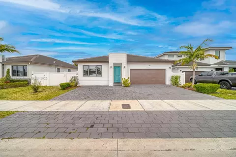 23214 SW 107th Ave, Homestead, FL 33032