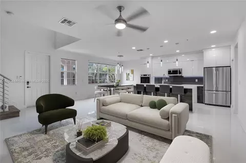 11976 SW 29th St, Miramar, FL 33025