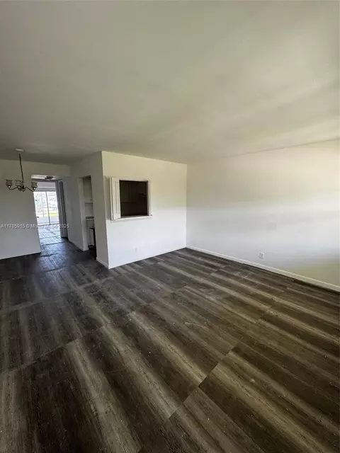 42 Sheffield B #B, West Palm Beach, FL 33417