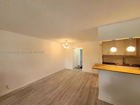 14 Salisbury A #14, West Palm Beach, FL 33417