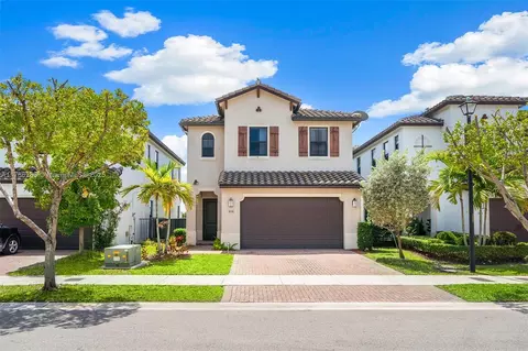 3430 W 97th Pl, Hialeah, FL 33018