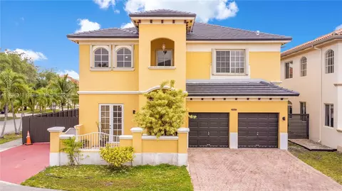 15380 SW 21st Ln, Miami, FL 33185