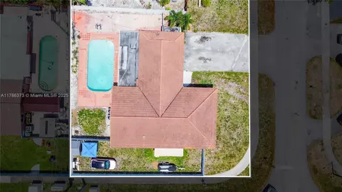 View/Area - 7600 W 15th Ave, Hialeah, FL 33014 photo 6 of 6