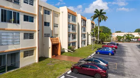 2451 NW 41st Ave #407, Lauderhill, FL 33313
