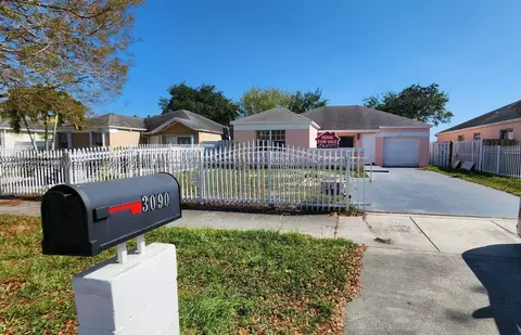 3090 NW 203rd Ter, Miami Gardens, FL 33056