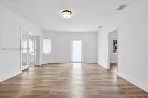 8934 Harding Ave, Surfside, FL 33154 photo 15