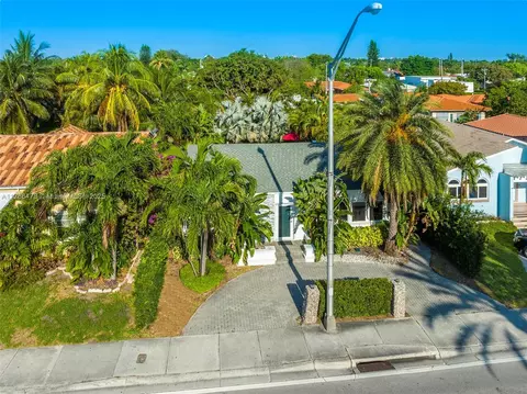 8934 Harding Ave, Surfside, FL 33154 photo 8