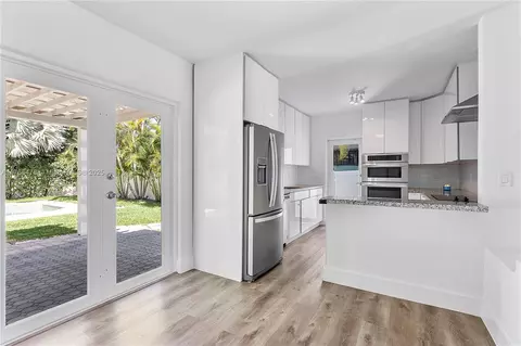 8934 Harding Ave, Surfside, FL 33154 photo 18