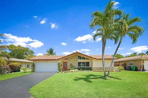 3971 NW 108th Dr, Coral Springs, FL 33065
