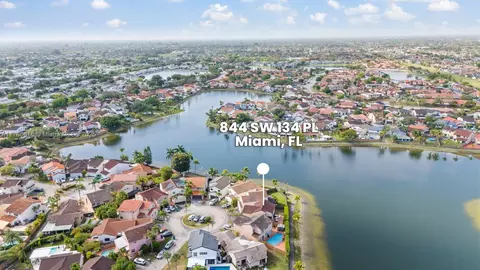 844 SW 134th Pl, Miami, FL 33184
