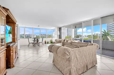 11 Island Ave #512, Miami Beach, FL 33139