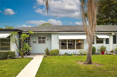 417 High Point Blvd #B, Delray Beach, FL 33445