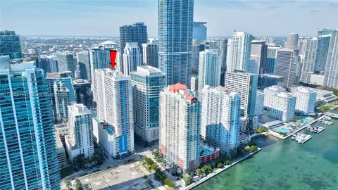 1200 Brickell Bay Dr #3902, Miami, FL 33131