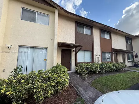 6627 Winfield Blvd #104-C, Margate, FL 33063