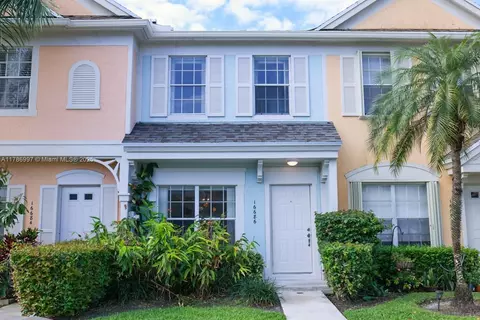 16686 Hemingway Dr #16686, Weston, FL 33326
