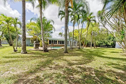 Undisclosed, Miami, FL 33176 photo 22
