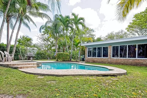 Undisclosed, Miami, FL 33176 photo 24