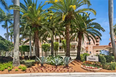 13645 Deering Bay Dr #PH 164, Coral Gables, FL 33158