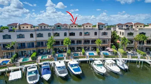 2154 SE 7th St, Pompano Beach, FL 33062