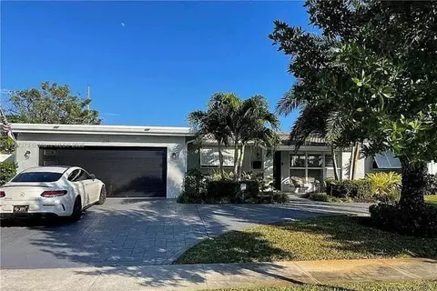 1614 SE 10th Ave, Deerfield Beach, FL 33441