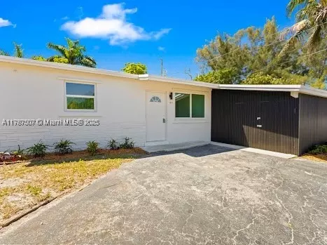 1310 NW 41st St, Oakland Park, FL 33309