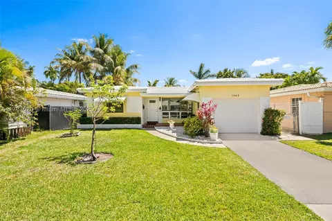 1042 Lincoln St, Hollywood, FL 33019