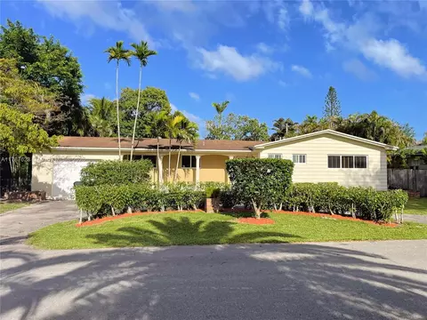 5965 SW 64th Pl, South Miami, FL 33143