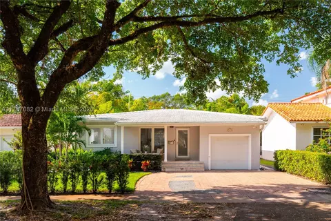 708 Majorca Ave, Coral Gables, FL 33134