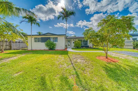 19217 SW 92nd Rd, Cutler Bay, FL 33157