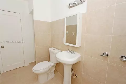 2041 SW 7th St, Miami, FL 33135 photo 28