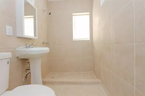 2041 SW 7th St, Miami, FL 33135 photo 26