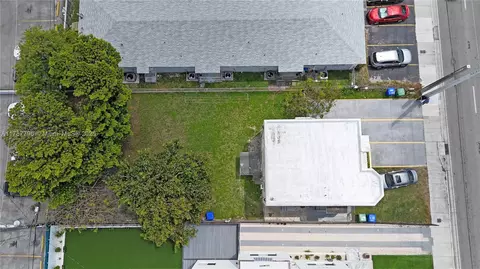 2041 SW 7th St, Miami, FL 33135 photo 5