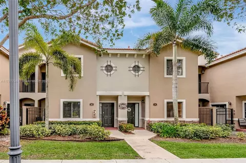 22911 SW 88th Pl #4-21, Cutler Bay, FL 33190