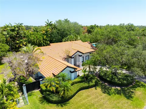 16125 SW 84th Pl, Palmetto Bay, FL 33157