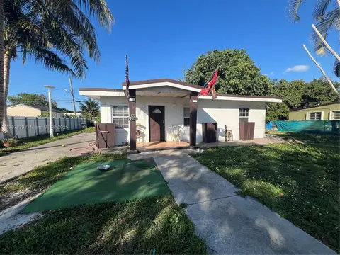 16221 E Bunche Park Dr, Miami Gardens, FL 33054