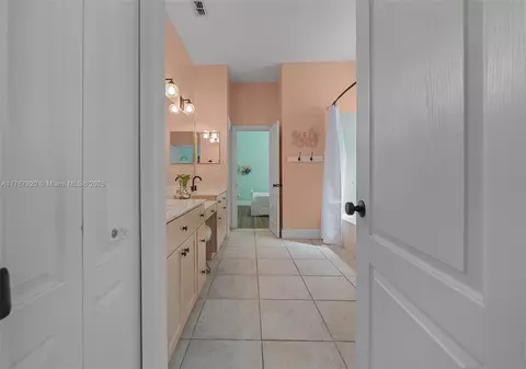 Entry Way - 4500 SE 17th St, Ocala, FL 34471 photo 9 of 9
