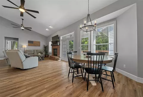 Dining - 4500 SE 17th St, Ocala, FL 34471 photo 2 of 2