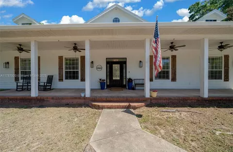 Exterior - 4500 SE 17th St, Ocala, FL 34471 photo 3 of 24