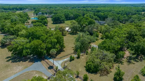View/Area - 4500 SE 17th St, Ocala, FL 34471 photo 8 of 11