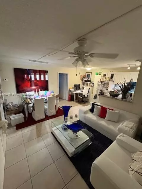 3855 SW 79th Ave #37, Miami, FL 33155