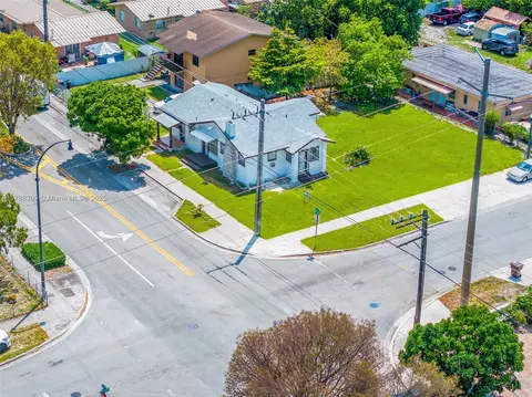 1234 E 1st Ave, Hialeah, FL 33010 photo 1